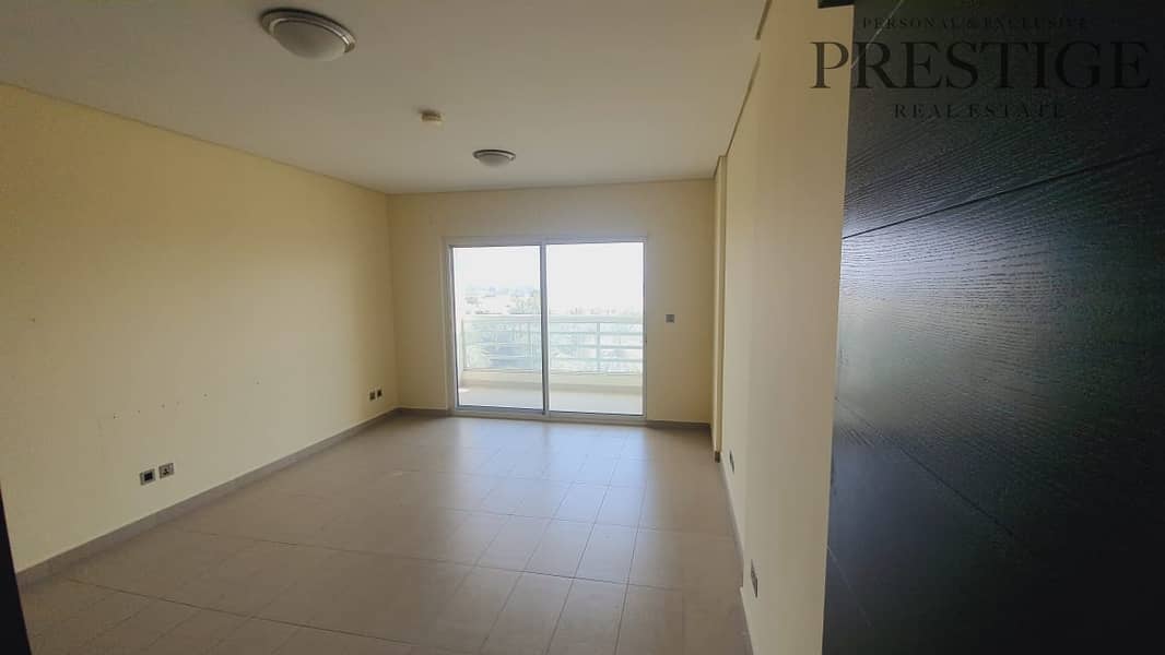 12 Duplex | Lake View| 4 balconies |3 beds| Maid