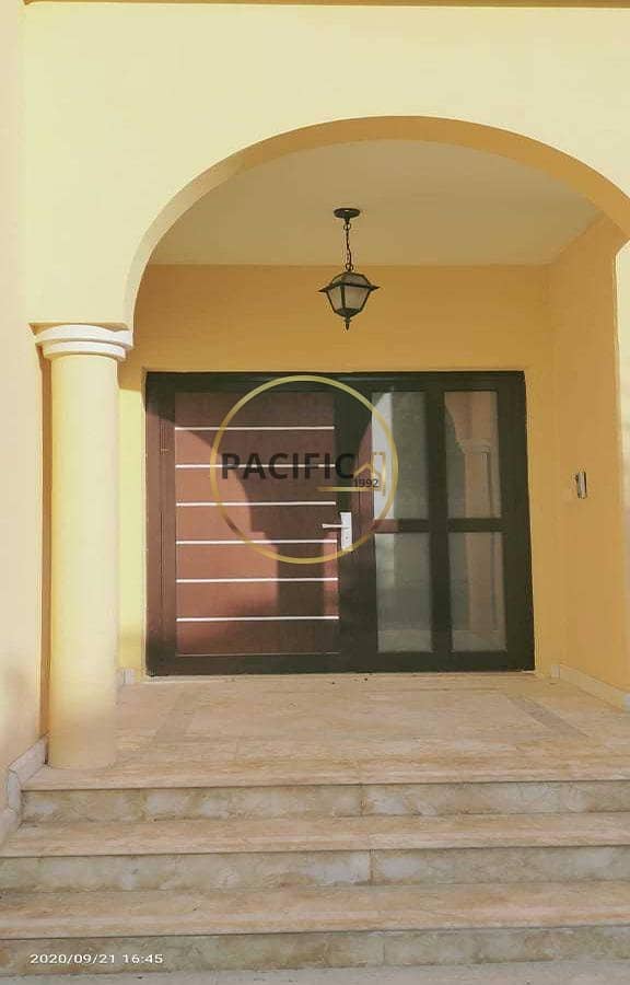 13 Beautifull Villa | Swimming Pool | Make an Offer