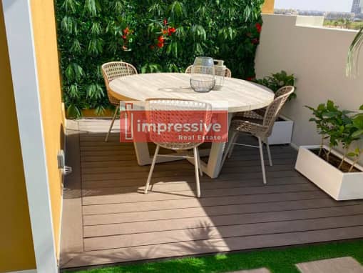 6 GOLF STREET View 3BR TOWNHOUSE Available On Best Deal !