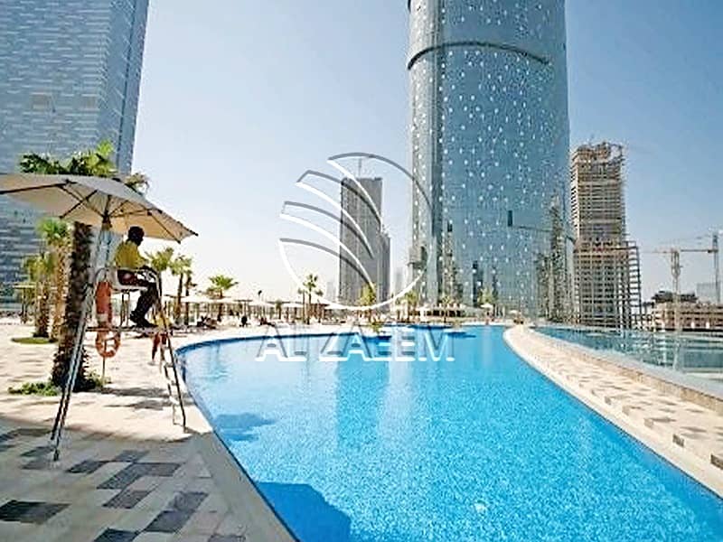 2 Pool-Sky Tower. JPG