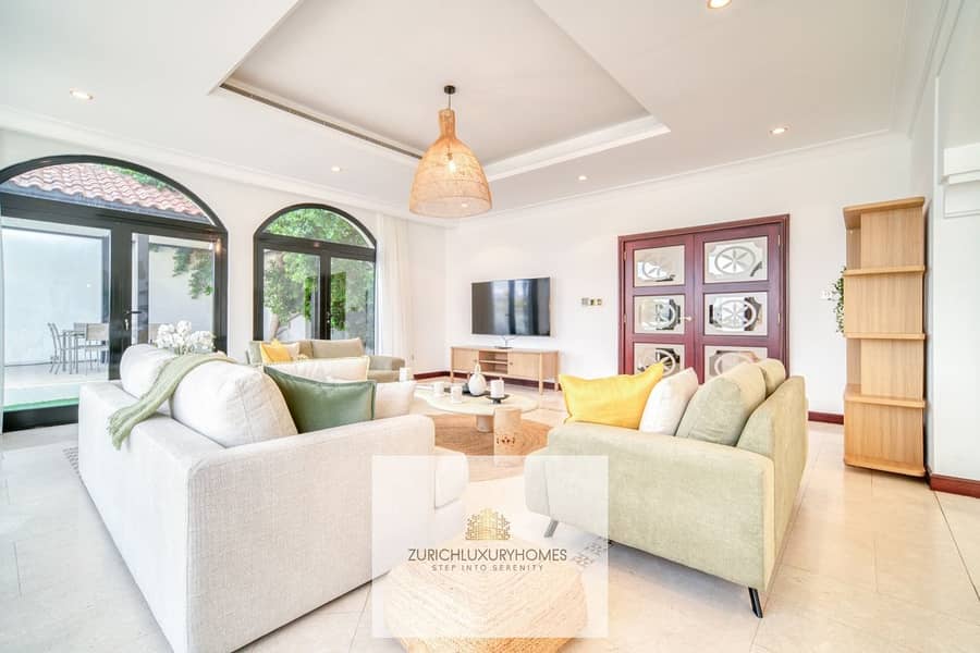 Spacious Furnished 5BR+M Villa w/Private Pool and Beach