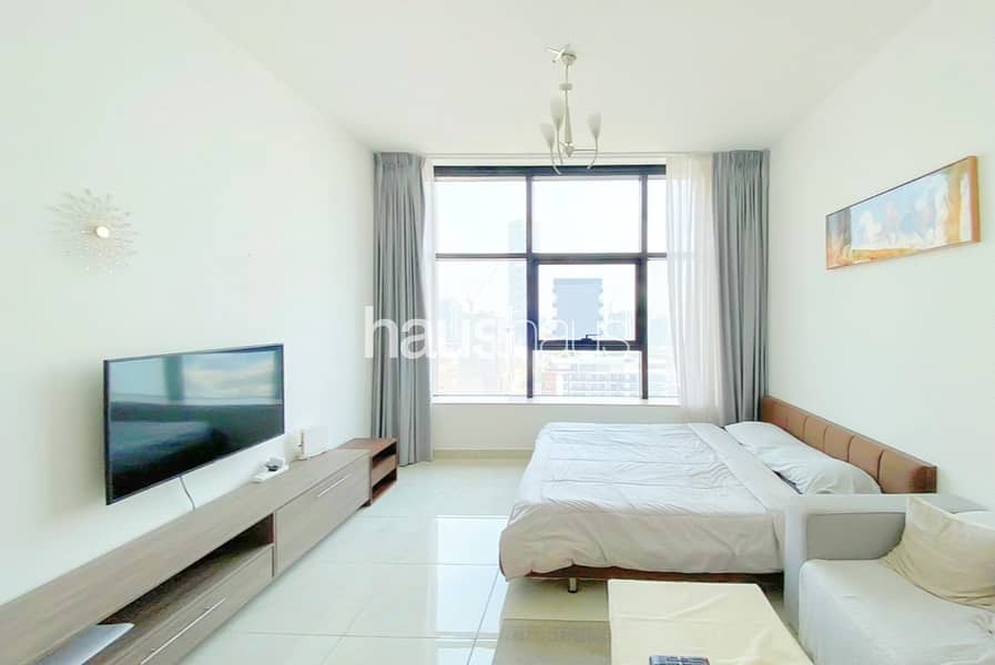 Furnished | Studio | Vacant | Ready Now!