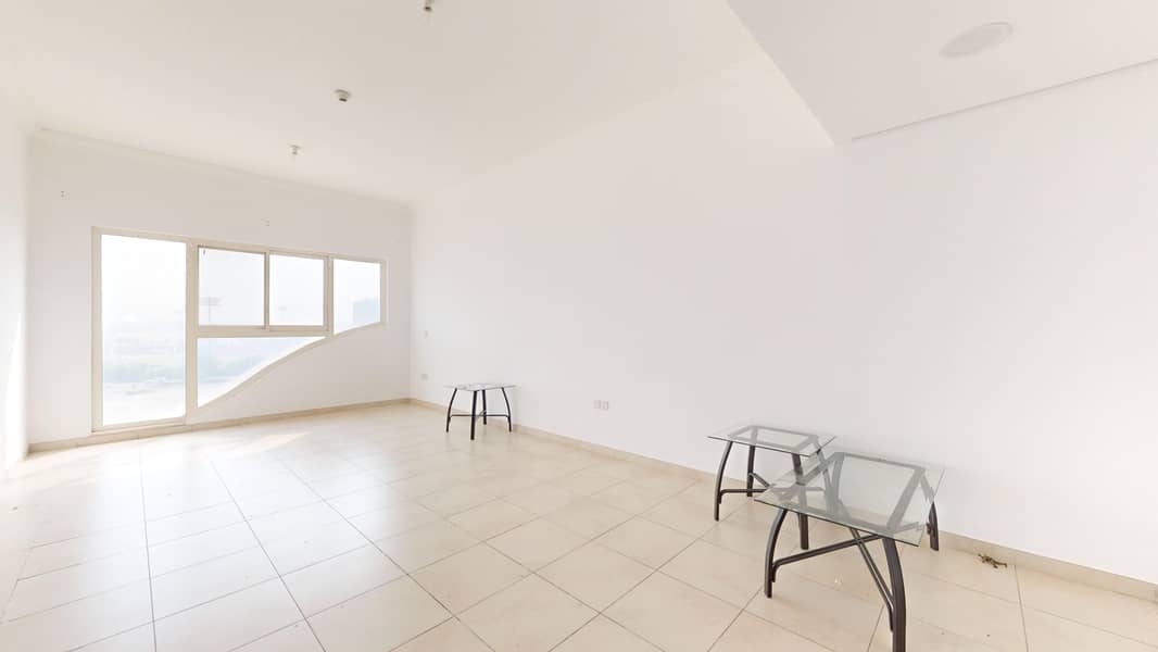 VOT | Spacious 2 bedroom | Canal Views