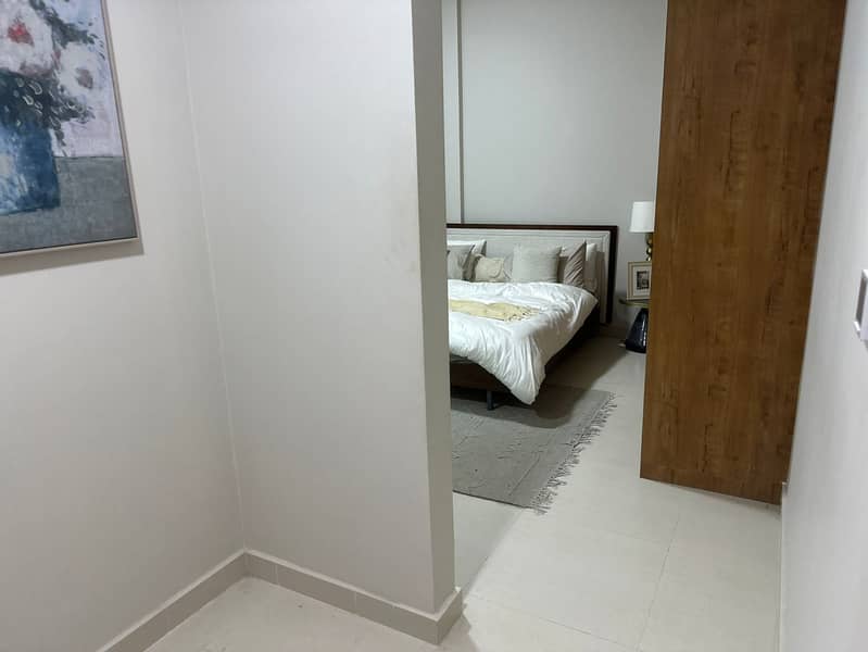 9 7aed1bc0-71d0-4750-ad92-9ca8007e756e. jpg