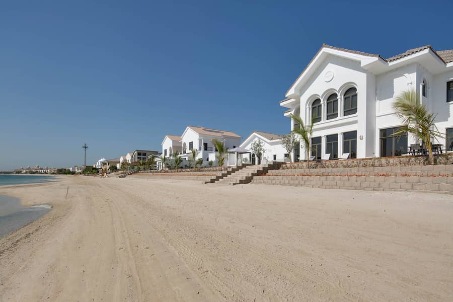 Maison Privee - Fully Upgraded Luxury 5BR Villa w/Dramatic Vw Private Beach, Pool