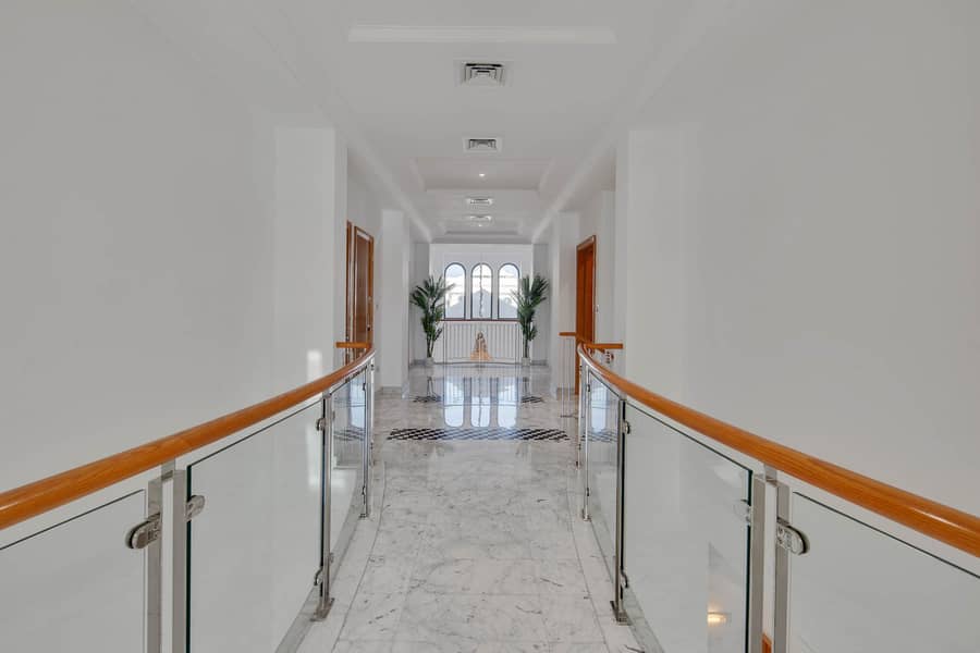 Maison Privee - Fully Upgraded Luxury 5BR Villa w/Dramatic Vw Private Beach, Pool - Image 17