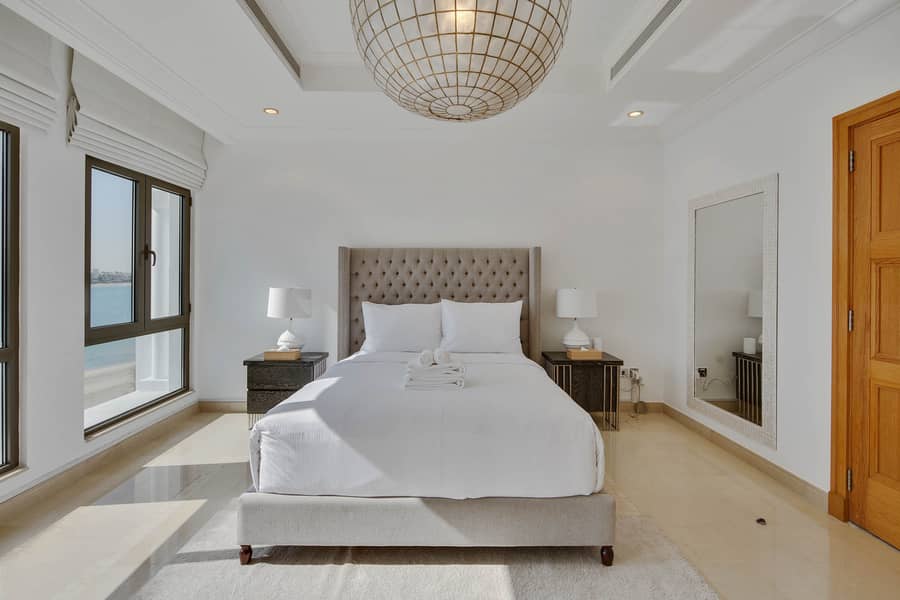 Maison Privee - Fully Upgraded Luxury 5BR Villa w/Dramatic Vw Private Beach, Pool - Image 39