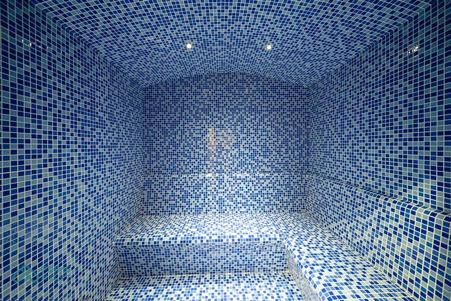 37 Steam room. jpg