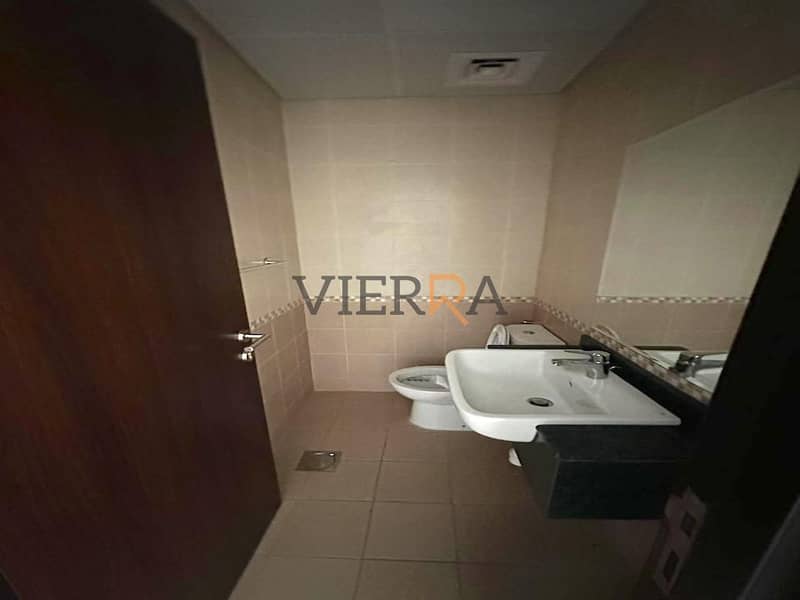 8 6eed23b8-dfbf-4faa-88bb-e0def65da27f. jpg