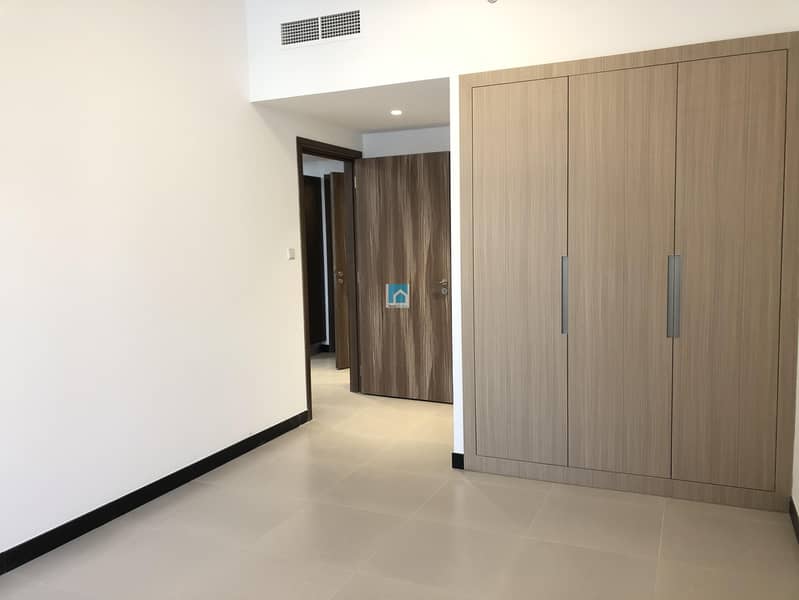 5 Pool view | brand new | close to park