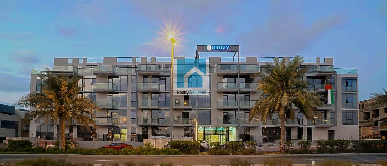 7 Pool view | brand new | close to park
