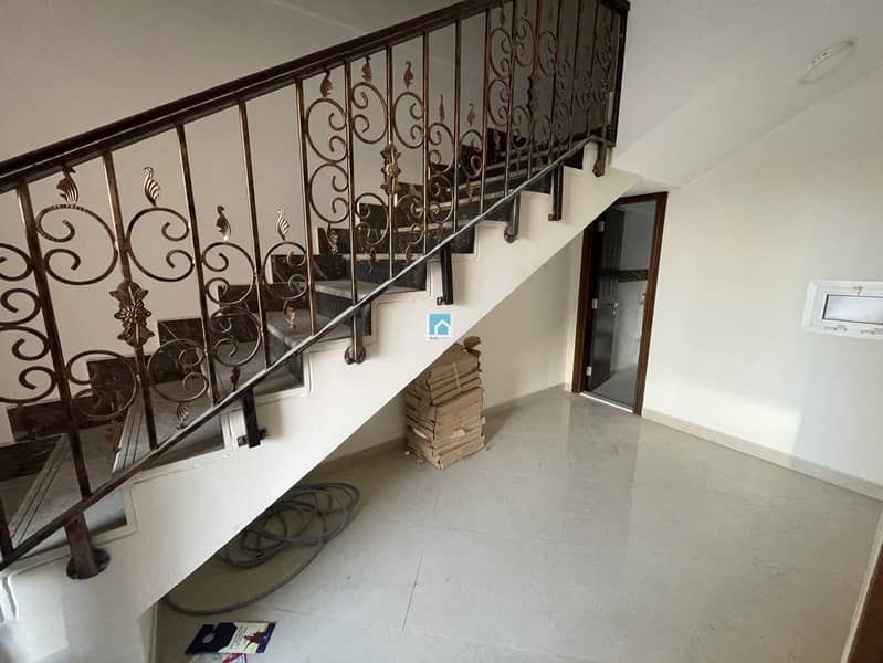 6 G+2 Townhouse with lift in JVC