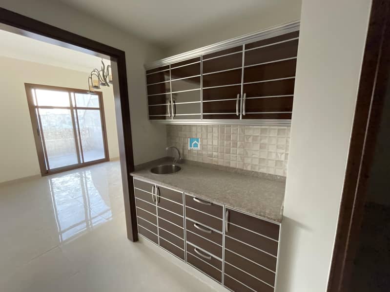 12 G+2 Townhouse with lift in JVC