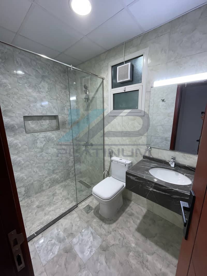 28 Photo from Platinum Properties. jpg
