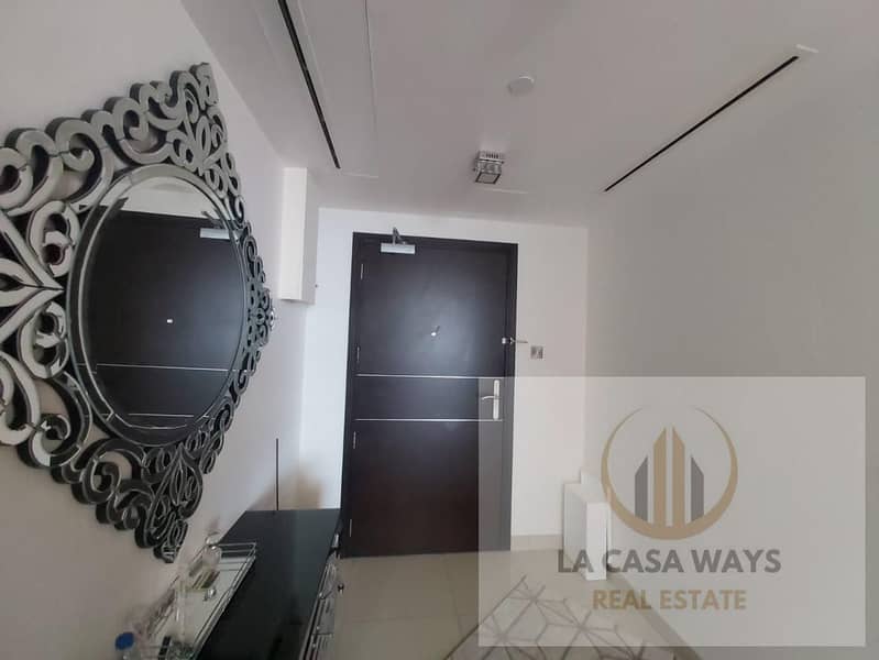 12 ENTRANCE FROM INSIDE. jpg