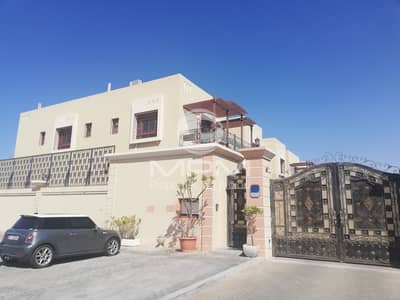 6 Bedroom Villa for Rent in Khalifa City, Abu Dhabi - Spacious, Neat and Clean 6 Bedroom Villa