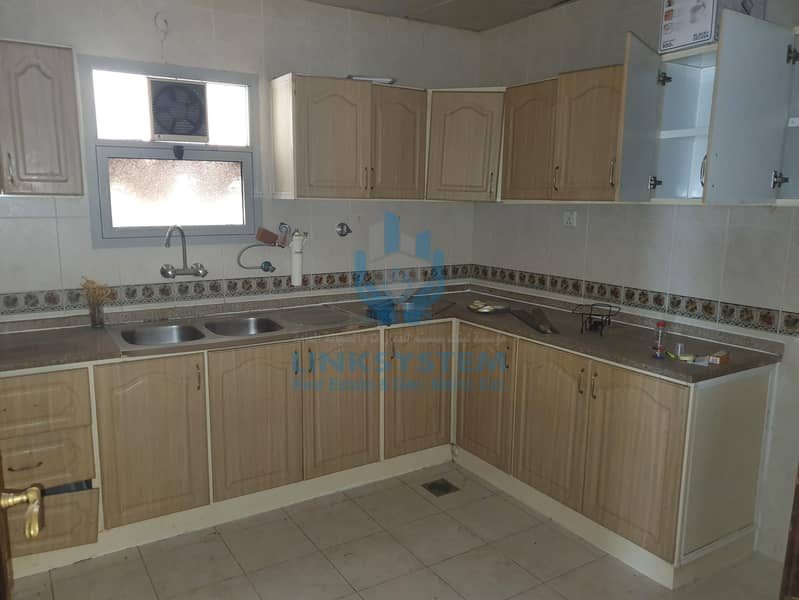 3 Spacious 3 bhk apartment for rent in Al murabba