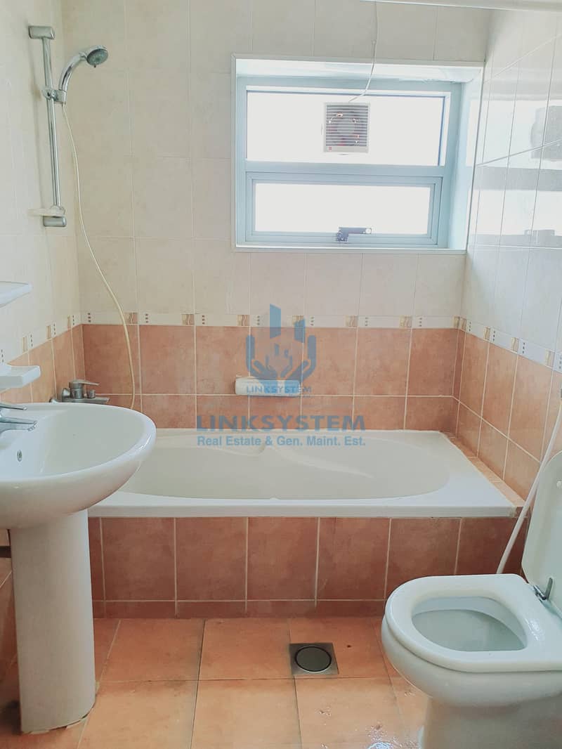 4 Spacious 3 bhk apartment for rent in Al murabba