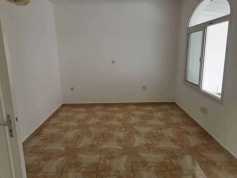 NICE VILLA 3BEDROOM WITH MAID FOR RENT NICE VILLA 3BEDROOM WITH MAID FOR RENT