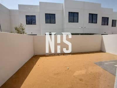 3 Bedroom Townhouse for Rent in Yas Island, Abu Dhabi - Amazing townhouse/  Hot price  / Ready to move