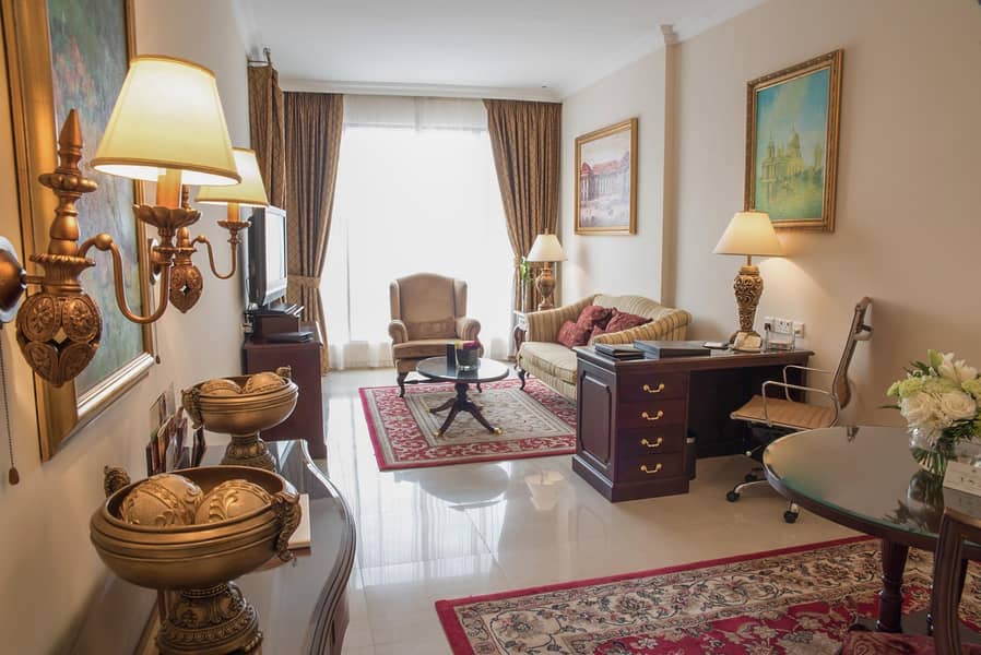 2 Dewa/WiFi free! furnished & serviced apt near metro