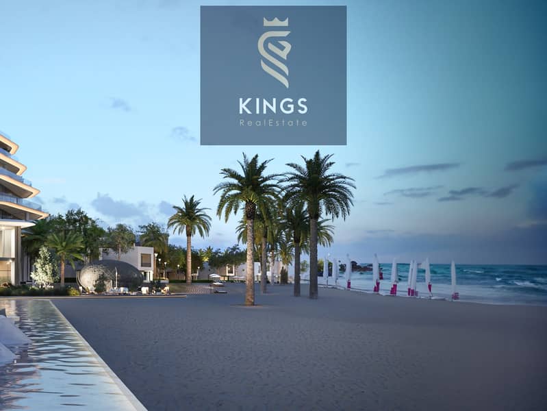 10 Porto Playa - sun loungers-sd. jpg