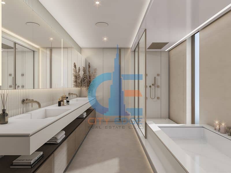 3 6Bed_Master bathroom. jpg