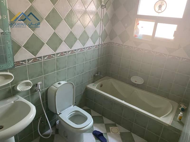 17 032c1aaf-f97a-46e5-9f24-11bbe70df5bd. jpg