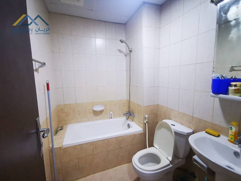11 8d64d492-bc4c-46ab-b743-6b1629de9ad7. jpg