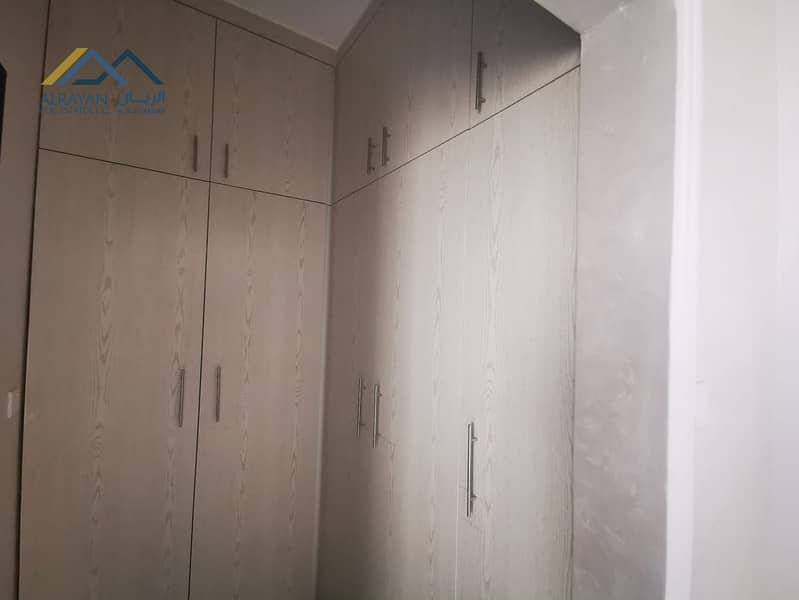 28 1aedf3ab-7189-4956-96a5-9f08402babbf. jpg