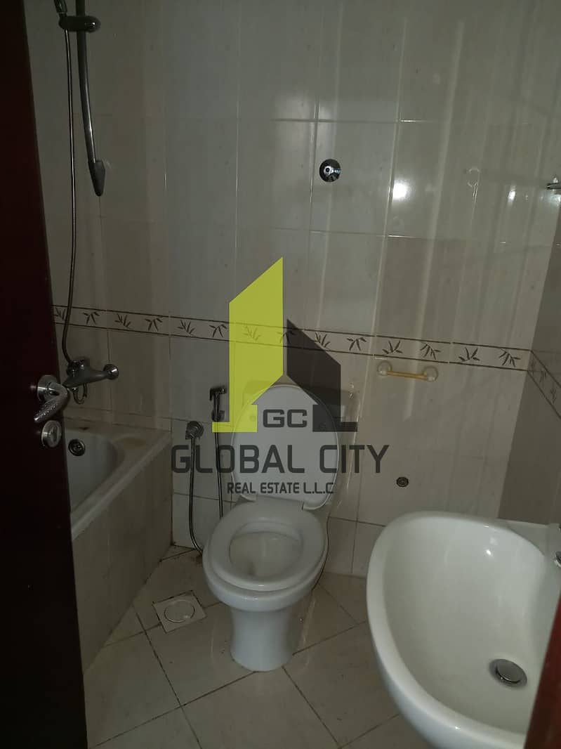 7 atach bathroom