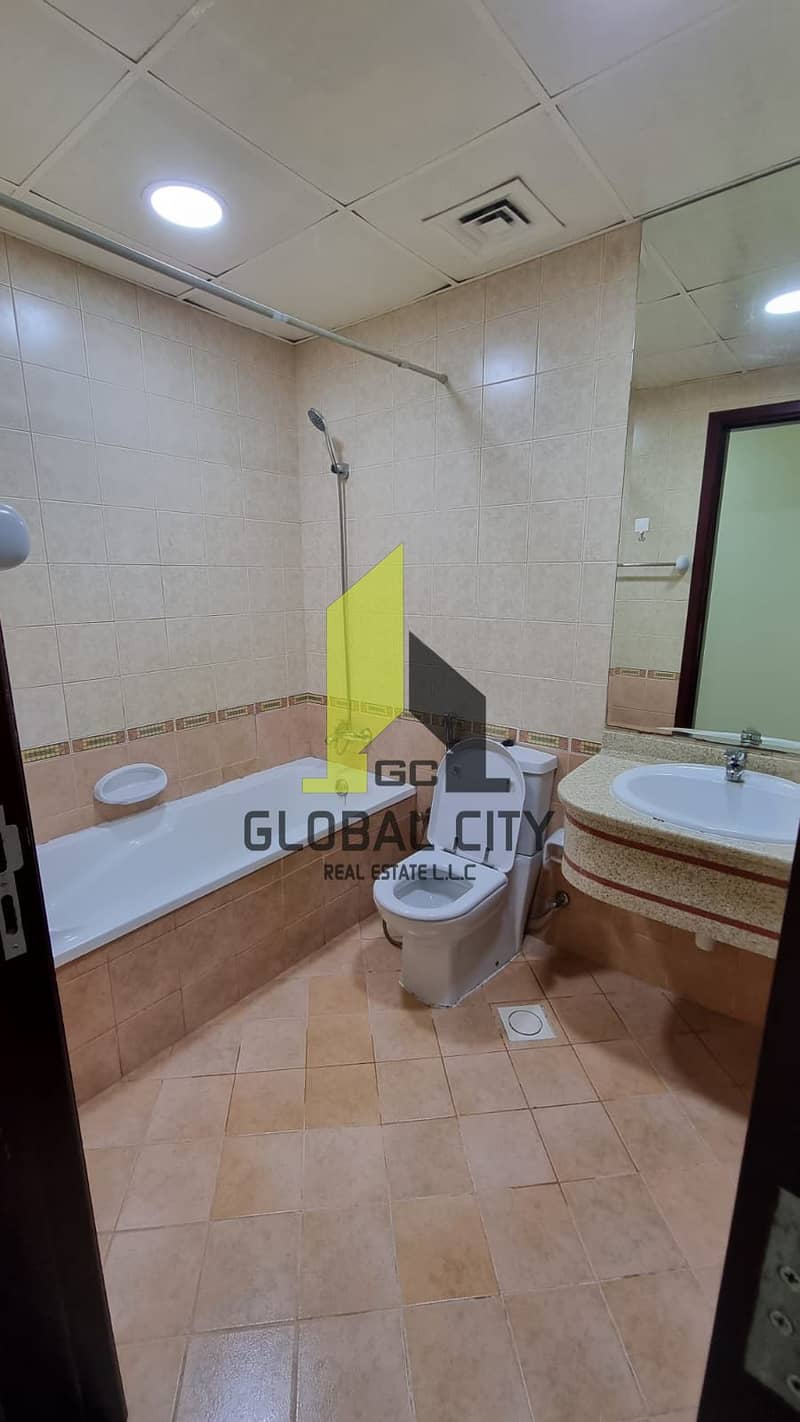 10 big washroom