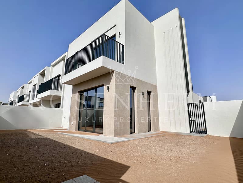 Single Row |Corner Plot | Brand New | Keys in Hand Single Row |Corner Plot | Brand New | Keys in Hand