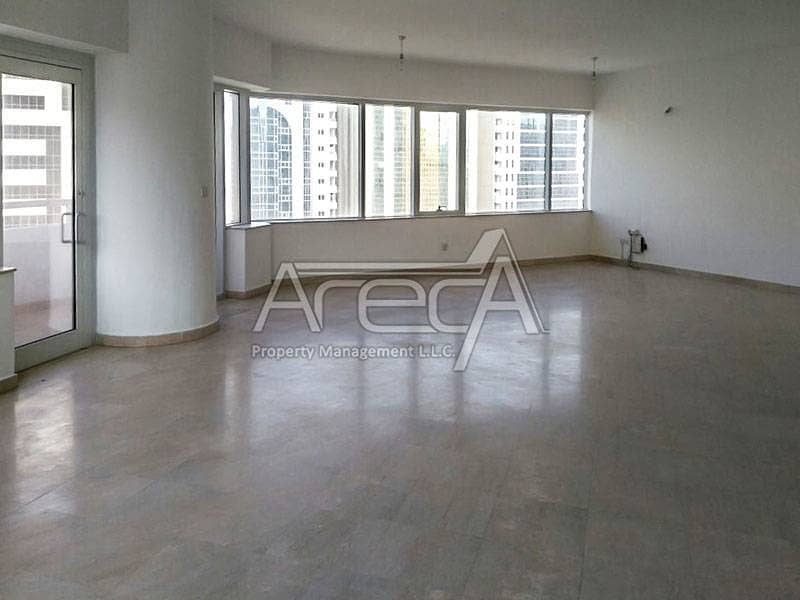 Spacious Affordable 3 Bed Apt with Maid Room in Tourist Club Area