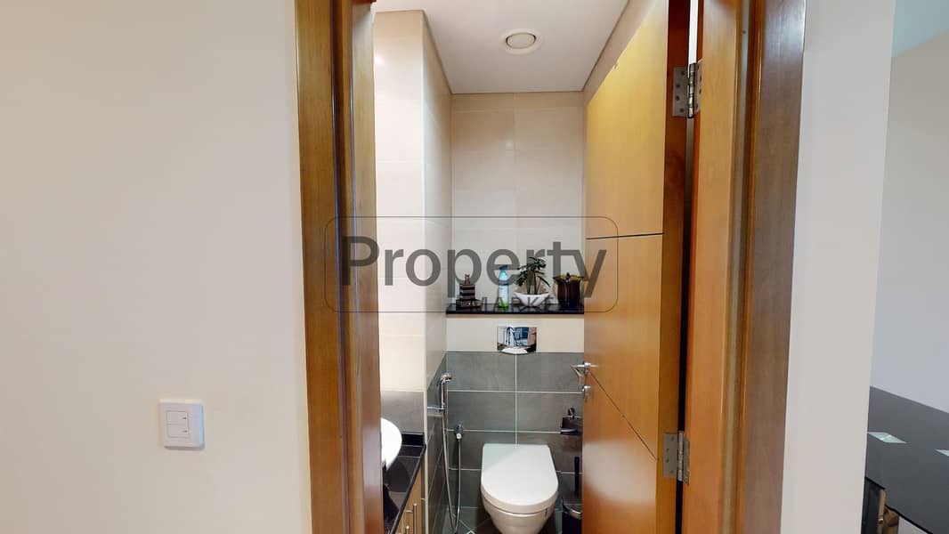 8 Dubai-Marina-Ocean-Heights-1BR-07242023_163112. jpg