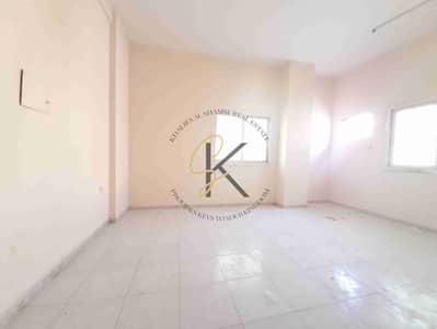 Studio for Rent in Muwaileh Commercial, Sharjah - vCLVMn3UBP0CrChNWomu1b8mLX3GAnICQOuRI3zw