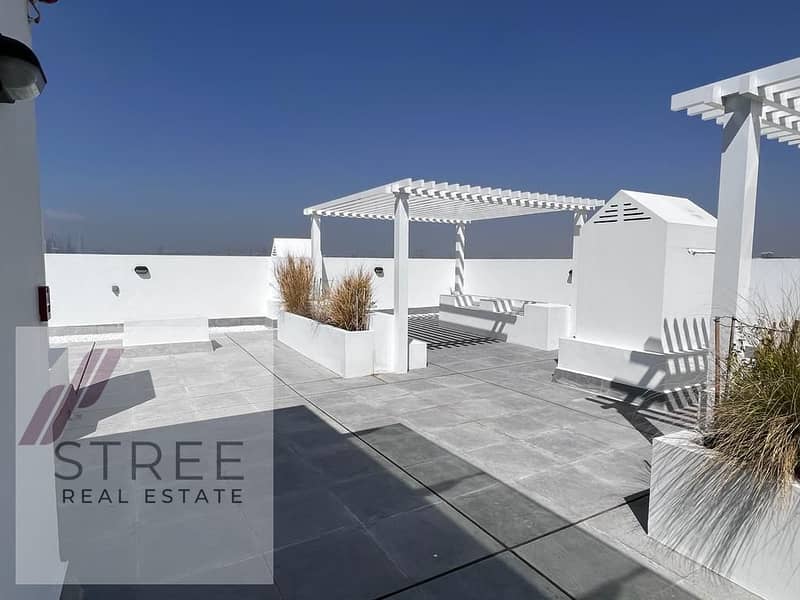 14 Roof top recreational and BBQ area