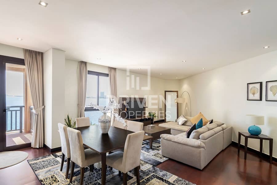 Luxurious and Corner Unit | Fully Furnished