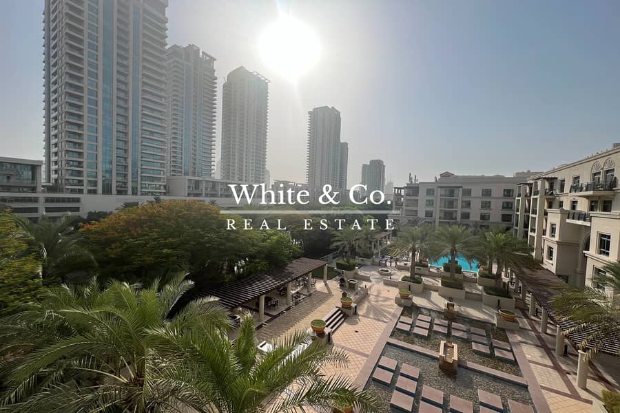 Lake View | Immaculate Condition | Rented Lake View | Immaculate Condition | Rented