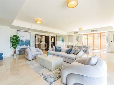 4 Bedroom Villa for Rent in Palm Jumeirah, Dubai - Expansive Sea Views | Furnished | View Now