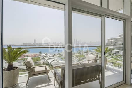 3 Bedroom Apartment for Sale in Palm Jumeirah, Dubai - Huge Layout | Vacant | 3 Parking Spots