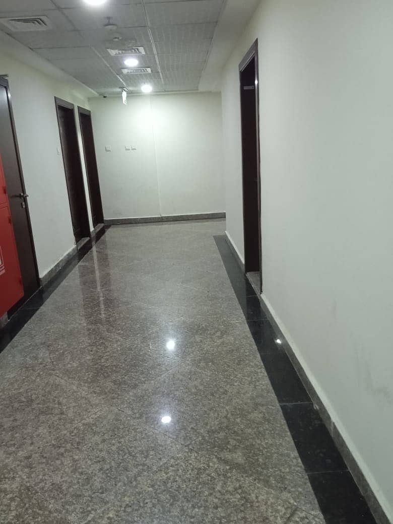 8 Corridor 4. jpeg
