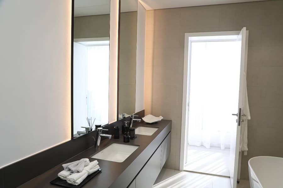 Luxury Villas | Exclusive Location | Best Neighborhood in Sharjah | Easy Payment Plans | Exclusive Resale Luxury Villas | Exclusive Location | Best Neighborhood in Sharjah | Easy Payment Plans | Exclusive Resale