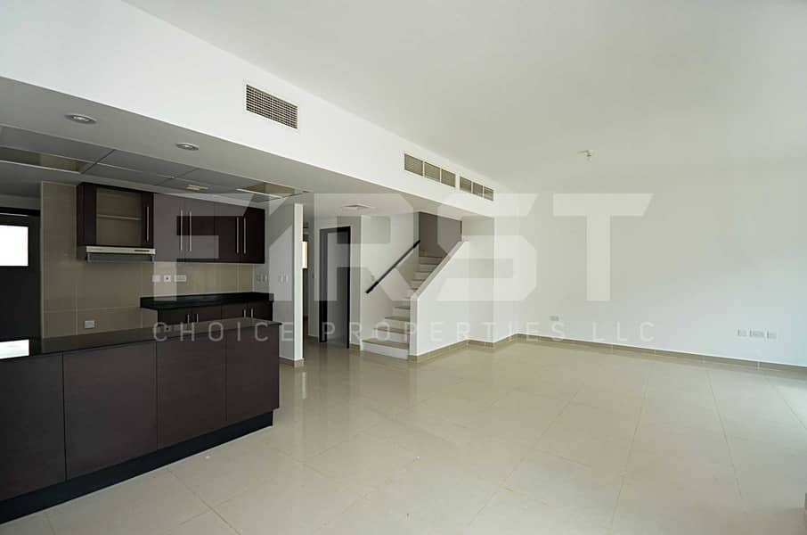 6 Internal Photo of 4 Bedroom Villa in Al Reef Villas Al Reef Abu Dhabi UAE 265.5 sq. m 2858 sq. ft (50). jpg