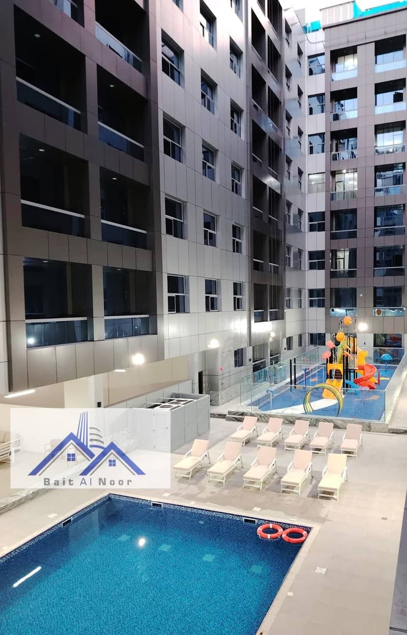 14 POOL. jpeg