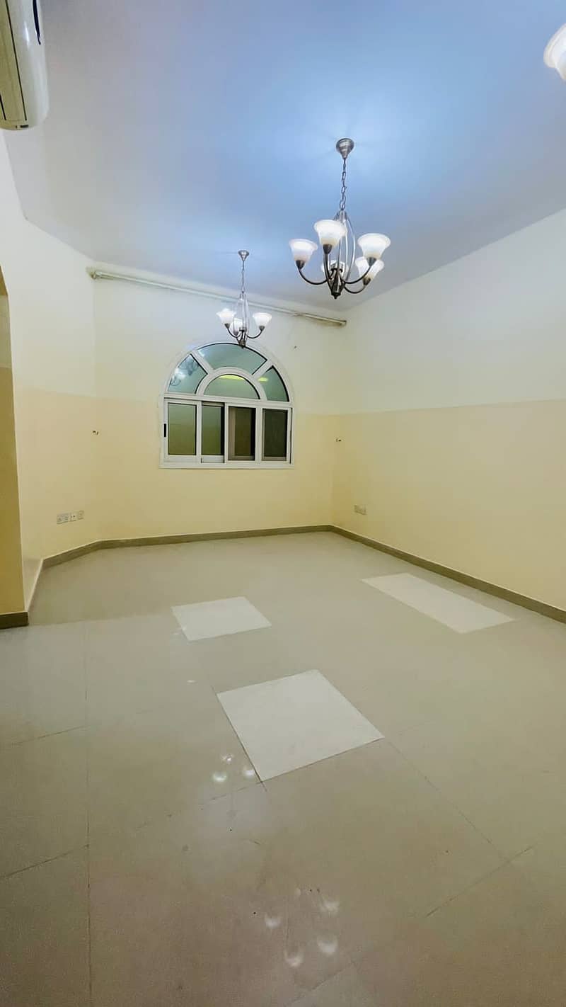 位于阿尔瑞巴 6 卧室的别墅 150000 AED - 8134712 位于阿尔瑞巴 6 卧室的别墅 150000 AED - 8134712