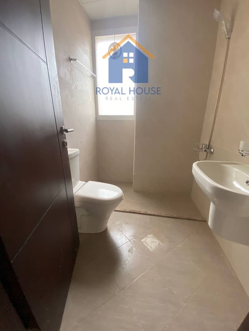 شقة للبيع في النهدة غرفتين و صالة Apartment for sale in Al Nahda, two