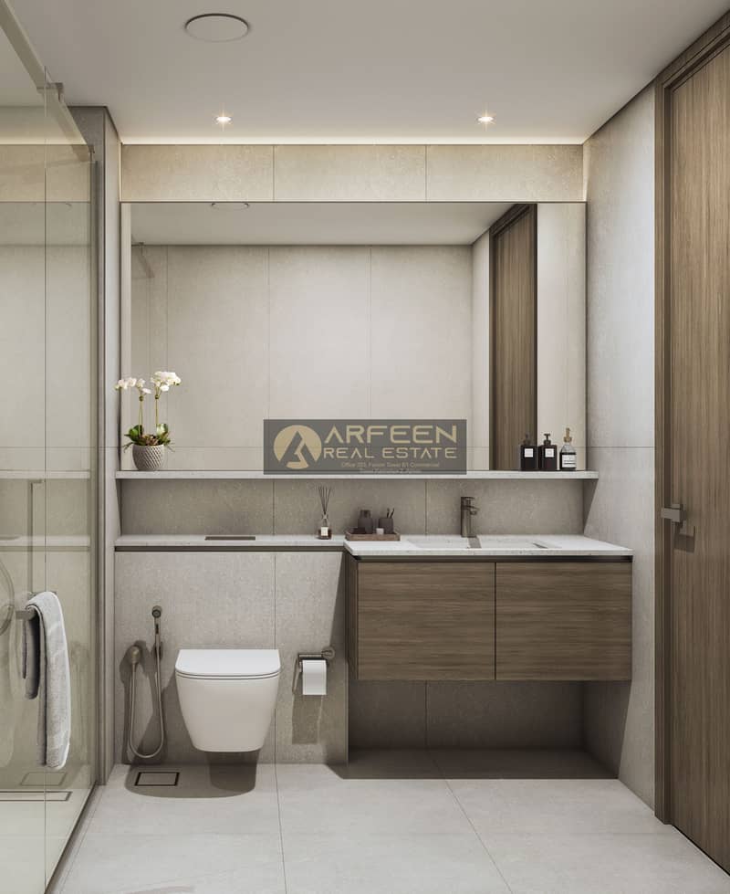 4 Bathroom. jpg