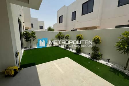 3 Bedroom Townhouse for Rent in Yas Island, Abu Dhabi - Brand New 3BR+M|Landscaped Garden|Up To 2 Payments