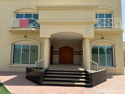 clean villa in Muwafjah for sale